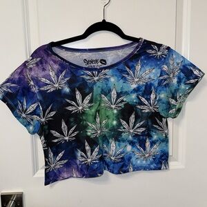 Diamond hemp leaf crop top tee